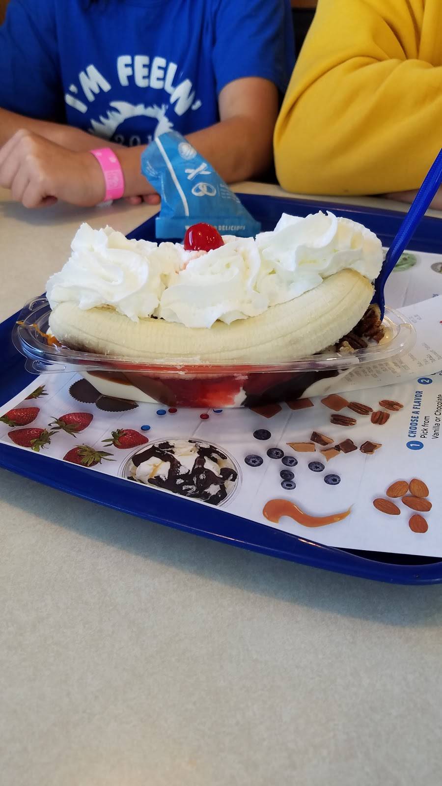 Culvers | restaurant | 1925 Prairie Crossing, Kansas City, KS 66111, USA | 9134007300 OR +1 913-400-7300