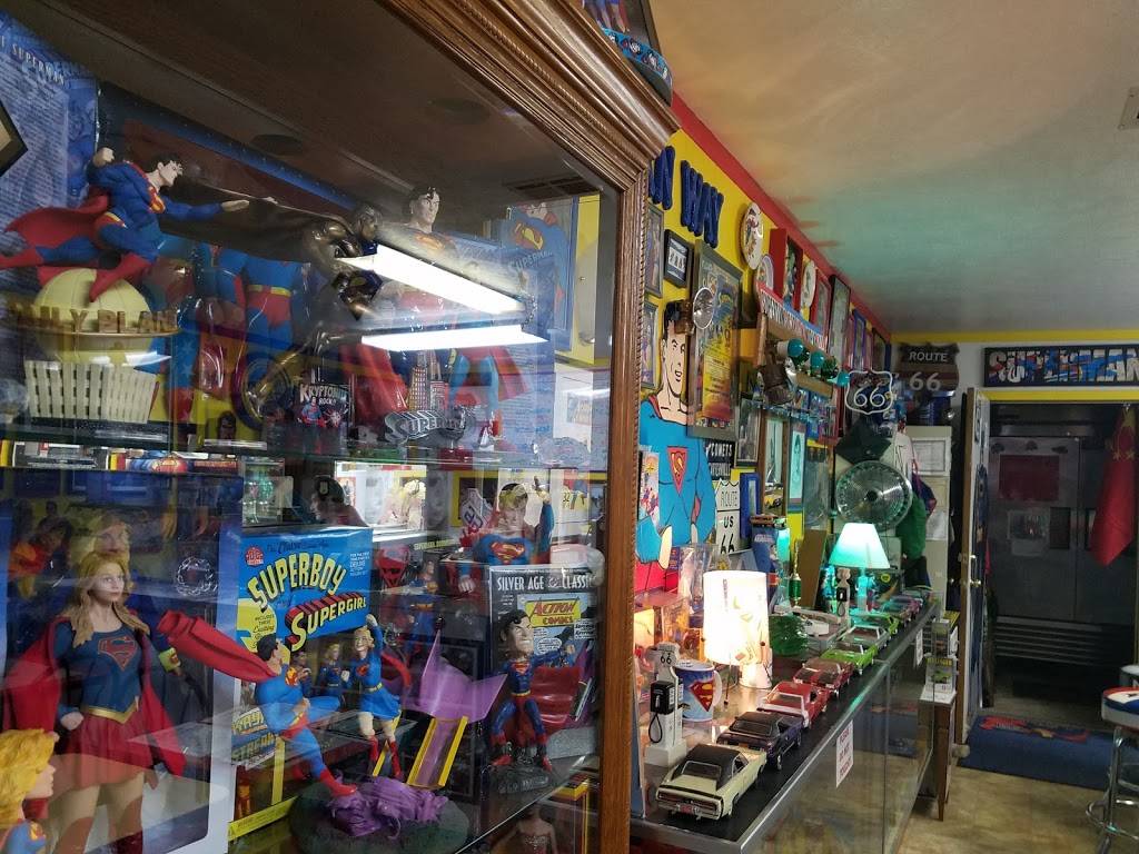 Superman icecream | restaurant | w 64835, 221 W Main St, Carterville, MO 64835, USA | 4173927405 OR +1 417-392-7405