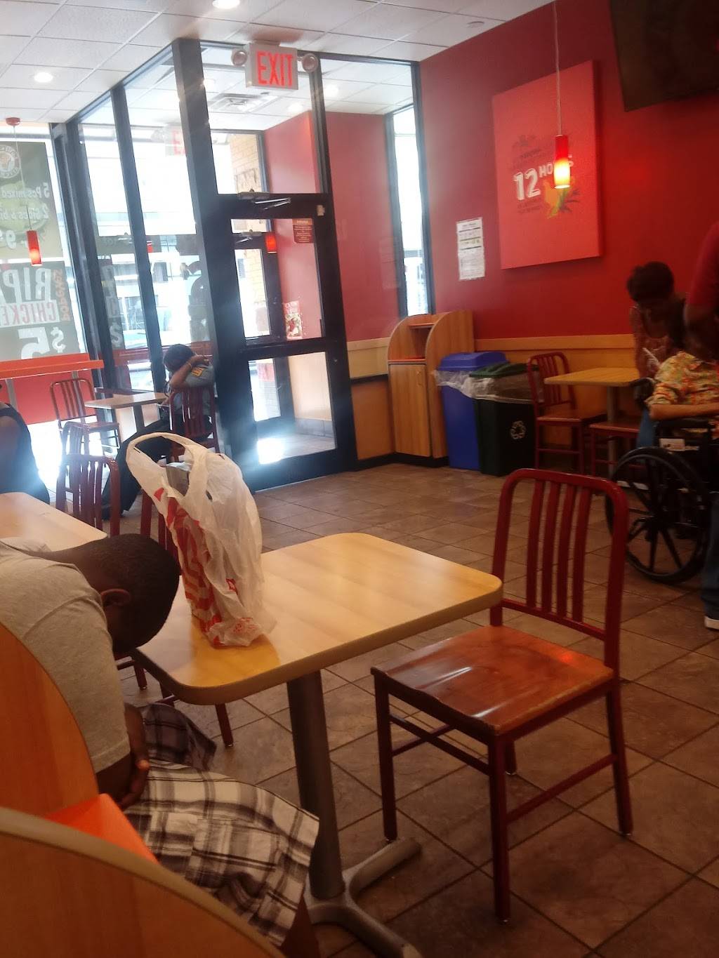 Popeyes Louisiana Kitchen | restaurant | 25 Flatbush Ave, Brooklyn, NY 11217, USA | 7187973803 OR +1 718-797-3803