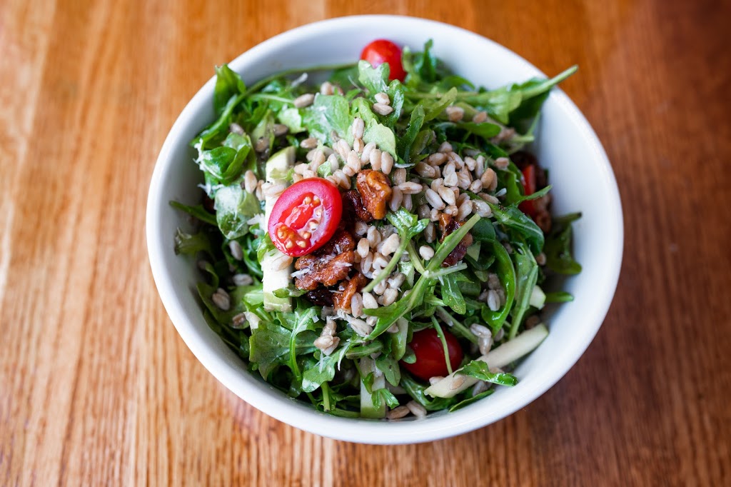 Vitalia | restaurant | 2935 Veterans Rd W, Staten Island, NY 10309, USA | 7183686198 OR +1 718-368-6198