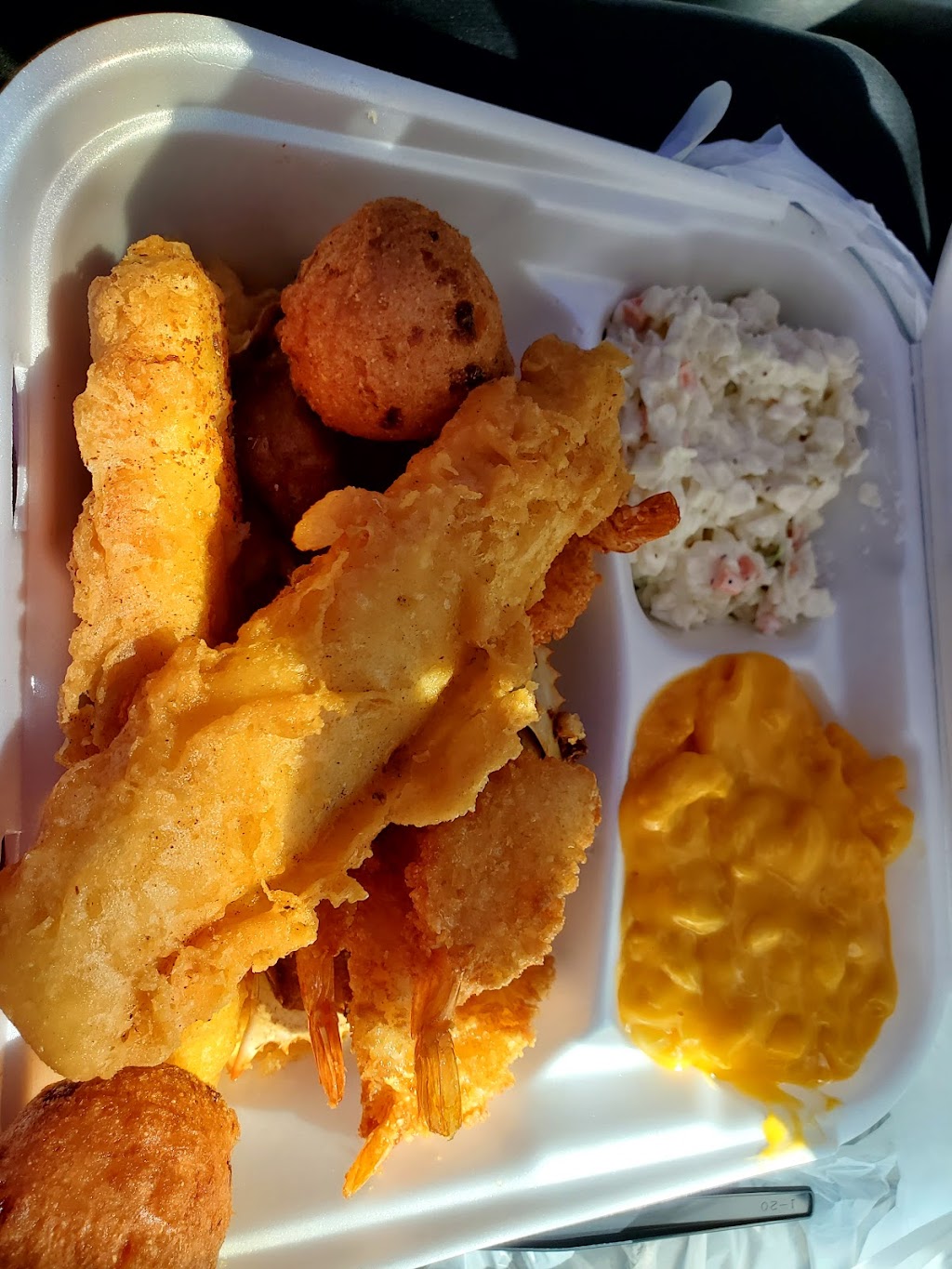 Captain Ds | restaurant | 6600 MS-63, Moss Point, MS 39563, USA | 2282855950 OR +1 228-285-5950