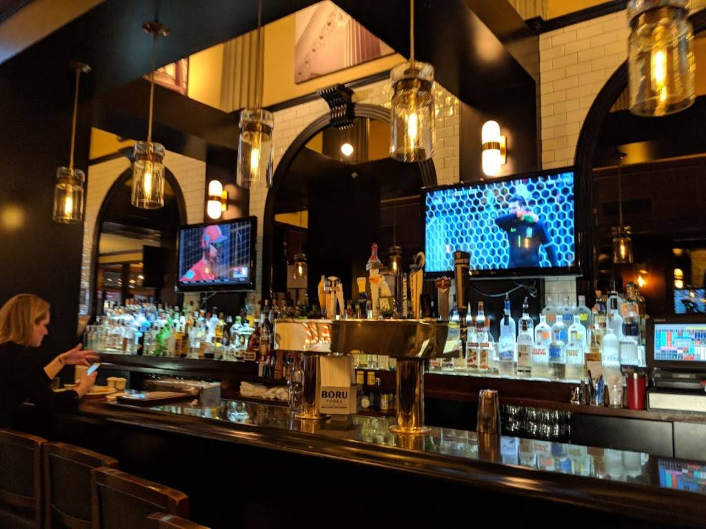 Brendans Bar & Grill | restaurant | 42 W 35th St, New York, NY 10001, USA | 2125645405 OR +1 212-564-5405