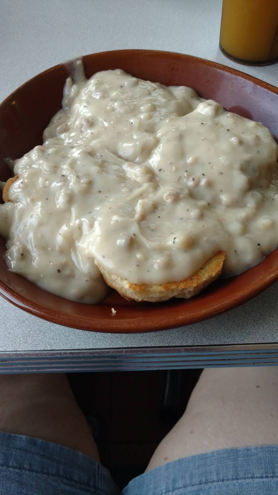 Briskets | restaurant | 2474 Navarre Ave, Oregon, OH 43616, USA | 4196910022 OR +1 419-691-0022