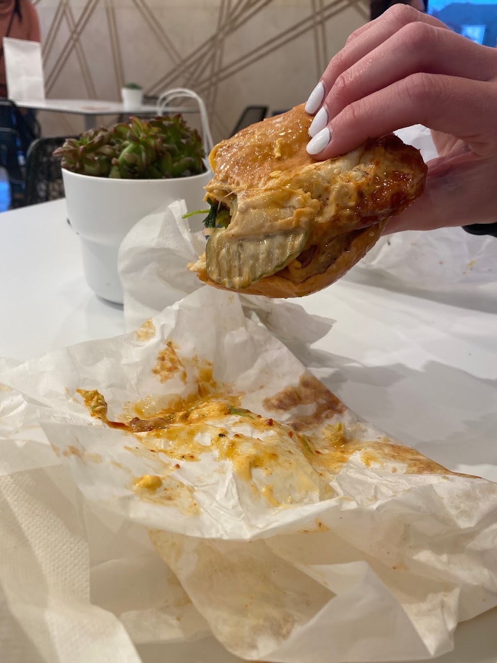 STALK & SPADE | restaurant | 740 Lake St E, Wayzata, MN 55391, USA | 9522225499 OR +1 952-222-5499