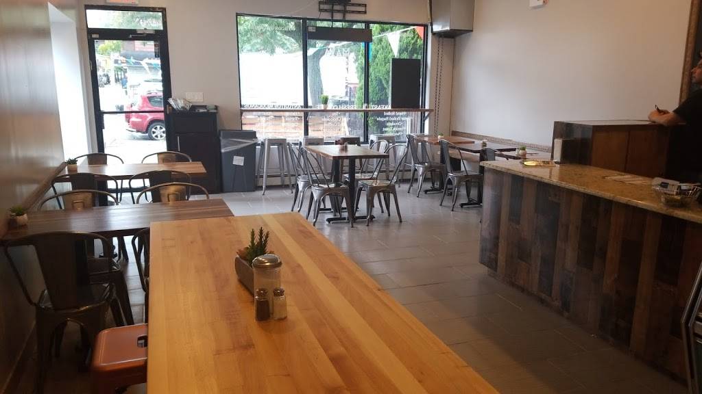 Maya Fusion Cafe | restaurant | 1337 Bushwick Ave, Brooklyn, NY 11207, USA | 7184844128 OR +1 718-484-4128