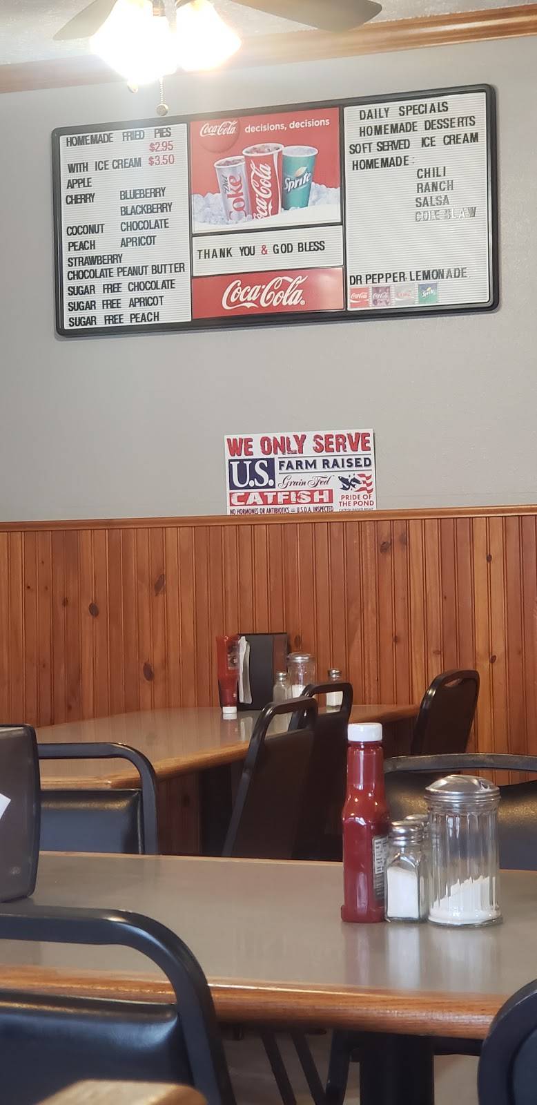 Top Rock Diner | restaurant | 314 US-62, Alpena, AR 72611, USA | 8704375238 OR +1 870-437-5238