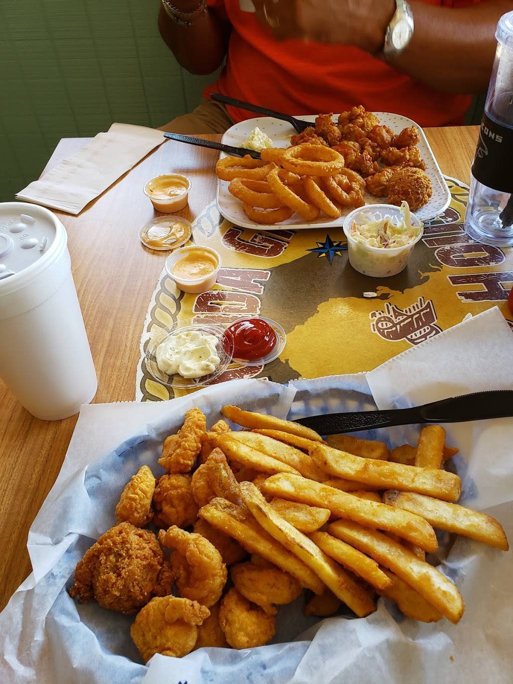 Old Florida Grill & Oyster House | restaurant | 5370 US-1, Cocoa, FL 32927, USA | 3217358979 OR +1 321-735-8979