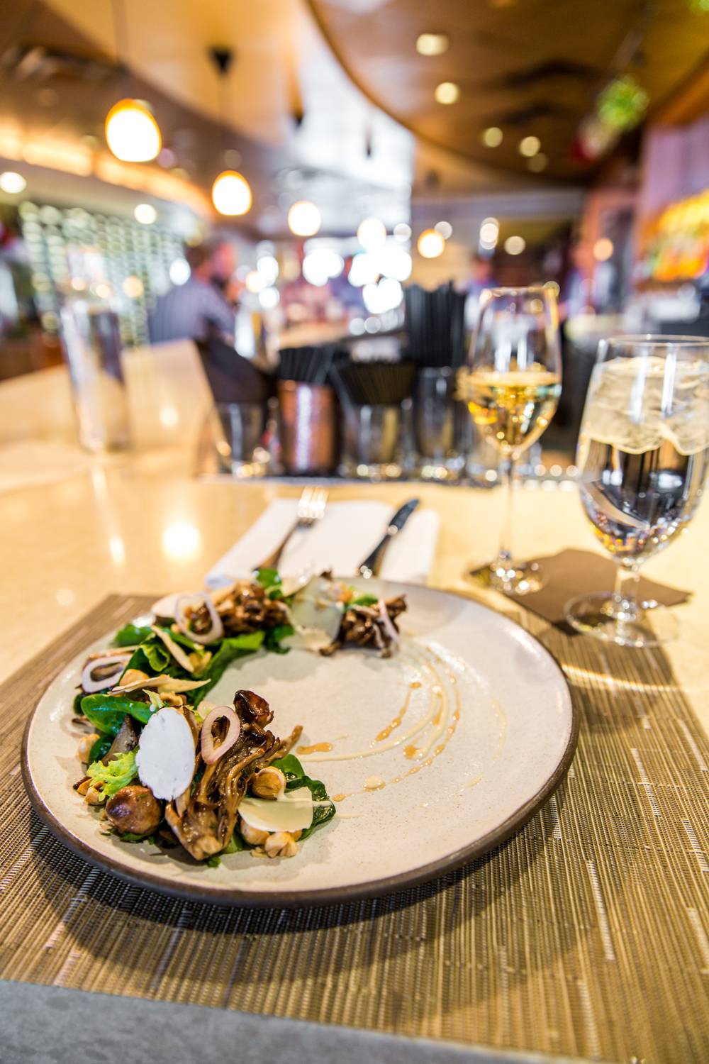 Sweet Basil | restaurant | 193 Gore Creek Dr, Vail, CO 81657, USA | 9704760125 OR +1 970-476-0125