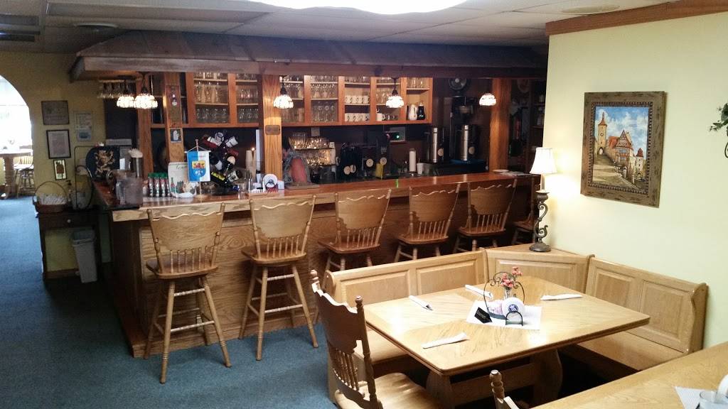 Berliner Kindl German Restaurant | restaurant | 121 Broadway Ave, Black Mountain, NC 28711, USA | 8286695255 OR +1 828-669-5255