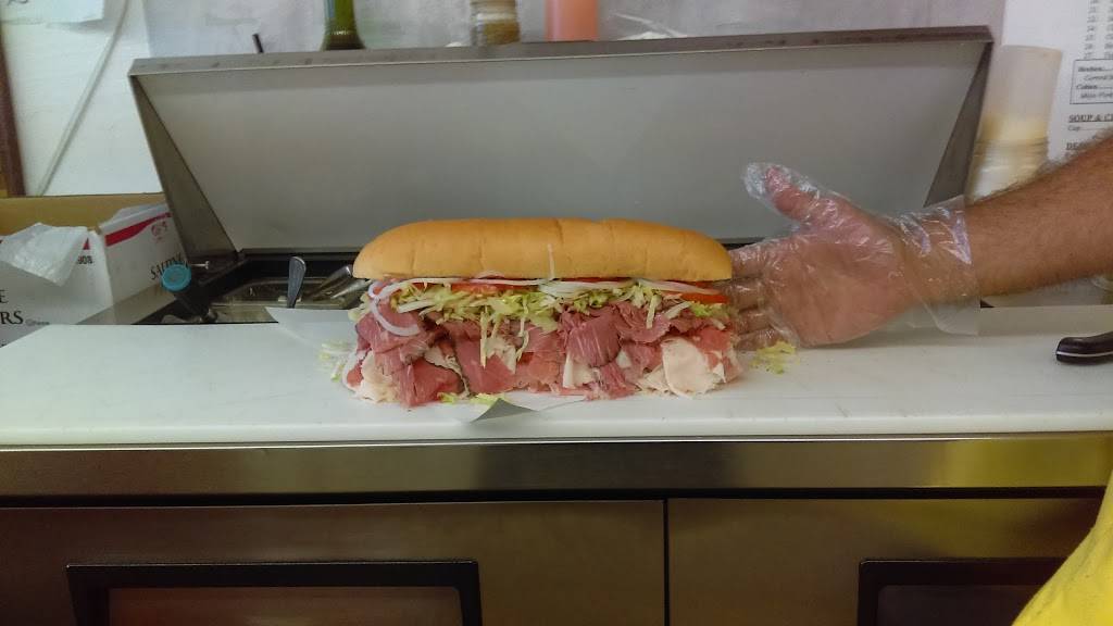 Stans Super Subs | restaurant | 26880 Old 41 Rd, Bonita Springs, FL 34135, USA | 2399929973 OR +1 239-992-9973