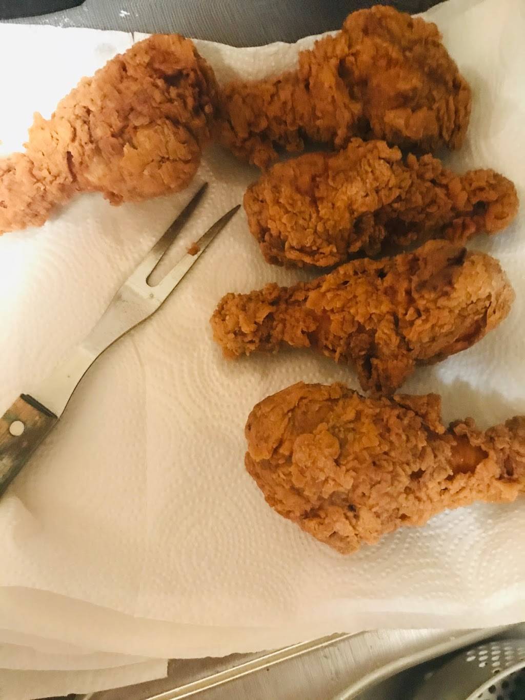 T Soul Kitchen | restaurant | 1200 Edgewood Rd NW, Cedar Rapids, IA 52404, USA | 3194913246 OR +1 319-491-3246