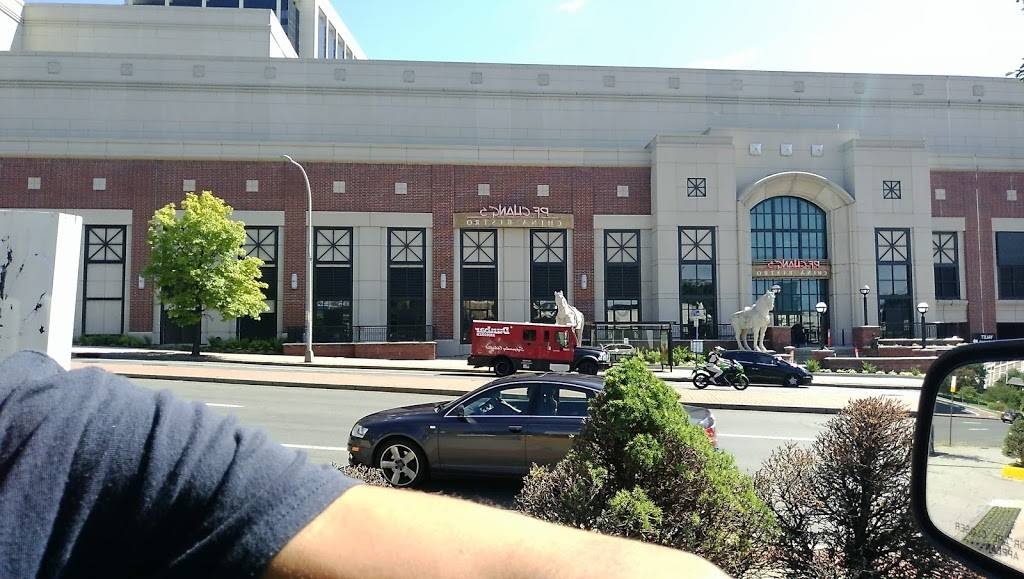 White Plains Coach Diner | restaurant | 50 Westchester Ave, White Plains, NY 10601, USA | 9144285700 OR +1 914-428-5700