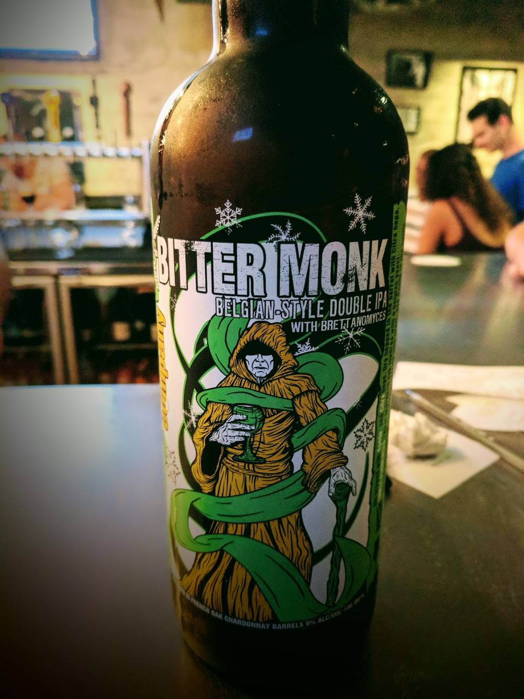 Diving Dog Brewhouse | restaurant | 1802 Telegraph Ave, Oakland, CA 94612, USA | 5103061914 OR +1 510-306-1914