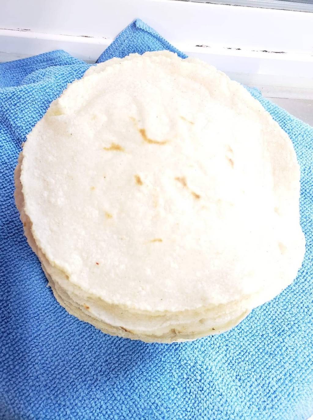 El chilito loco authentic méxican food | restaurant | 3423 SE Belmont St, Portland, OR 97214, USA | 5038473271 OR +1 503-847-3271