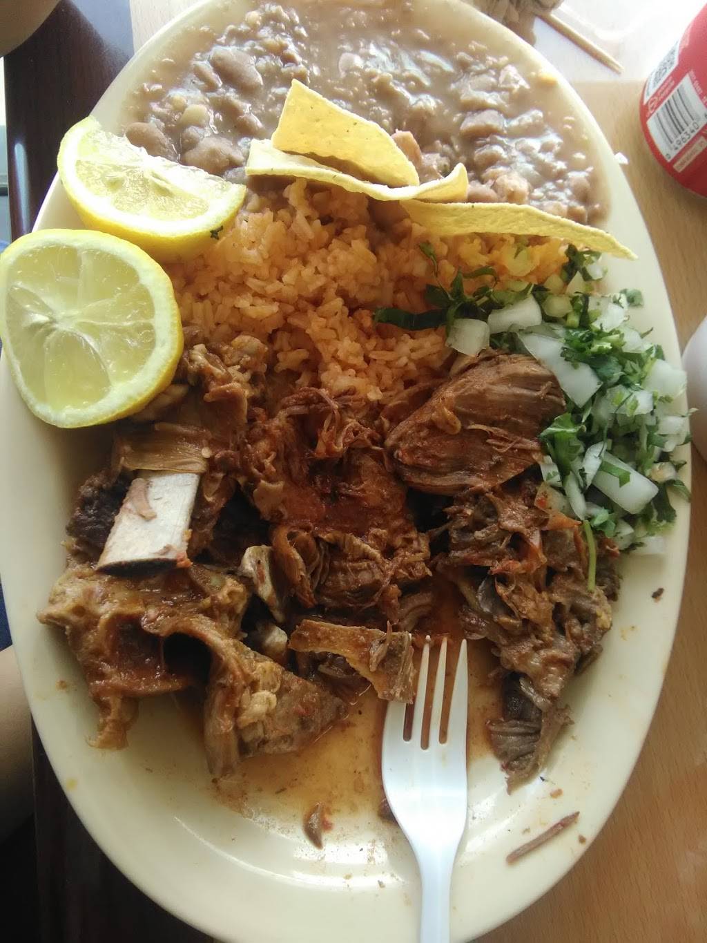 Tacos La Tapatia | restaurant | 8842 Limonite Ave, Riverside, CA 92509, USA | 9513601300 OR +1 951-360-1300