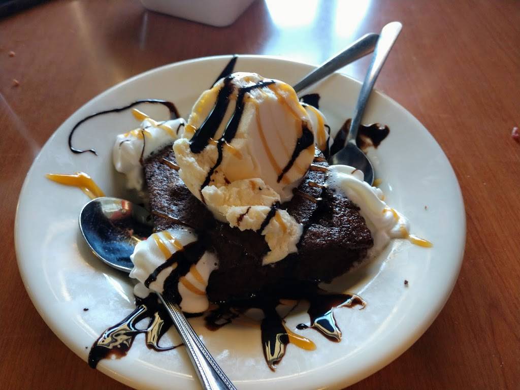 Carsons Grill | restaurant | 129 Old Hwy 431, Owens Cross Roads, AL 35763, USA | 2565851842 OR +1 256-585-1842