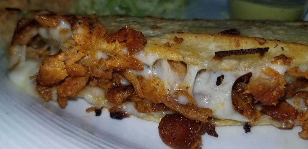 La Bahia Asados y Mariscos | restaurant | 3050 E Desert Inn Rd #112, Las Vegas, NV 89121, USA | 7023690777 OR +1 702-369-0777