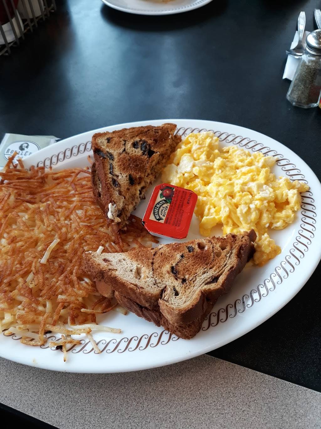 Waffle House | meal takeaway | 2621 S Lynhurst Dr, Indianapolis, IN 46241, USA | 3172445262 OR +1 317-244-5262