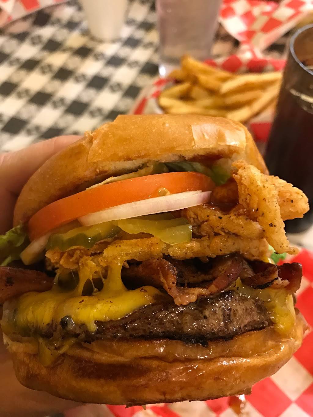 Brisket Burger | restaurant | 4005 I-35, Denton, TX 76207, USA | 9402186940 OR +1 940-218-6940