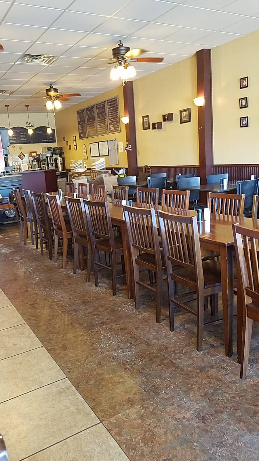 Downtown Cafe | cafe | 229 W Howard St, Live Oak, FL 32064, USA | 3863300320 OR +1 386-330-0320