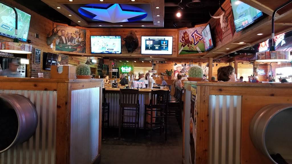 Texas Roadhouse | restaurant | 3961 S Gilbert Rd, Gilbert, AZ 85296, USA | 4807267427 OR +1 480-726-7427