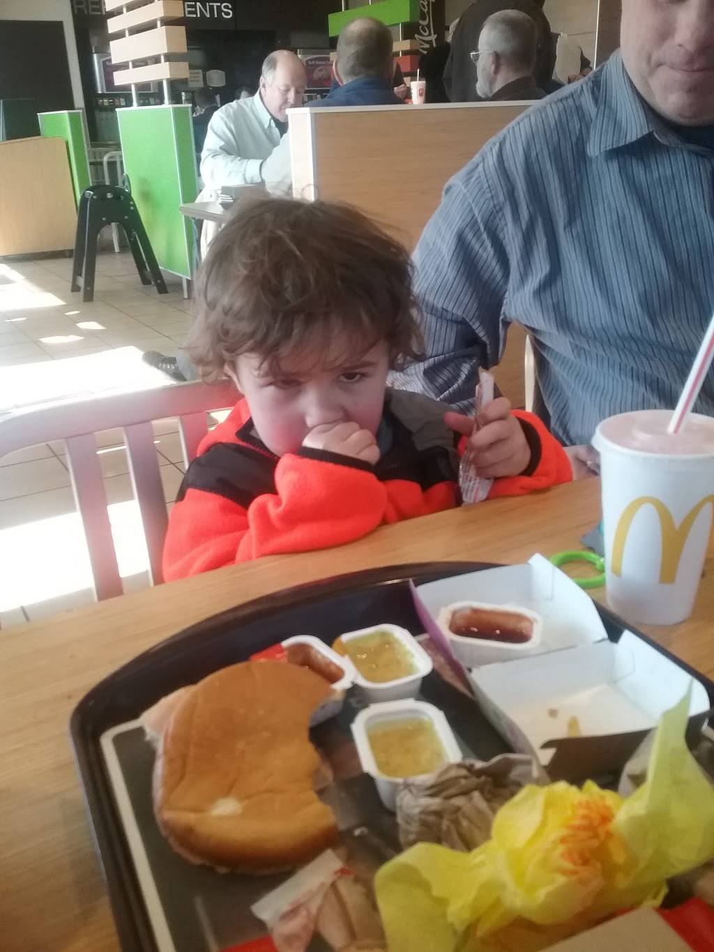 Dairy Freeze | restaurant | 910 Main St, Altavista, VA 24517, USA | 4343695479 OR +1 434-369-5479