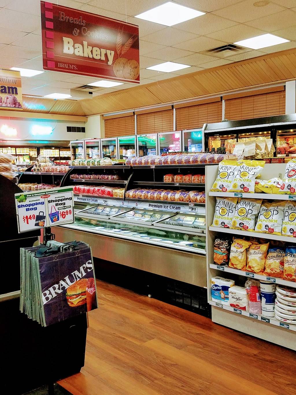 Braums Ice Cream & Burger Restaurant | restaurant | 7101 S Broadway Ave, Tyler, TX 75703, USA | 9035343973 OR +1 903-534-3973