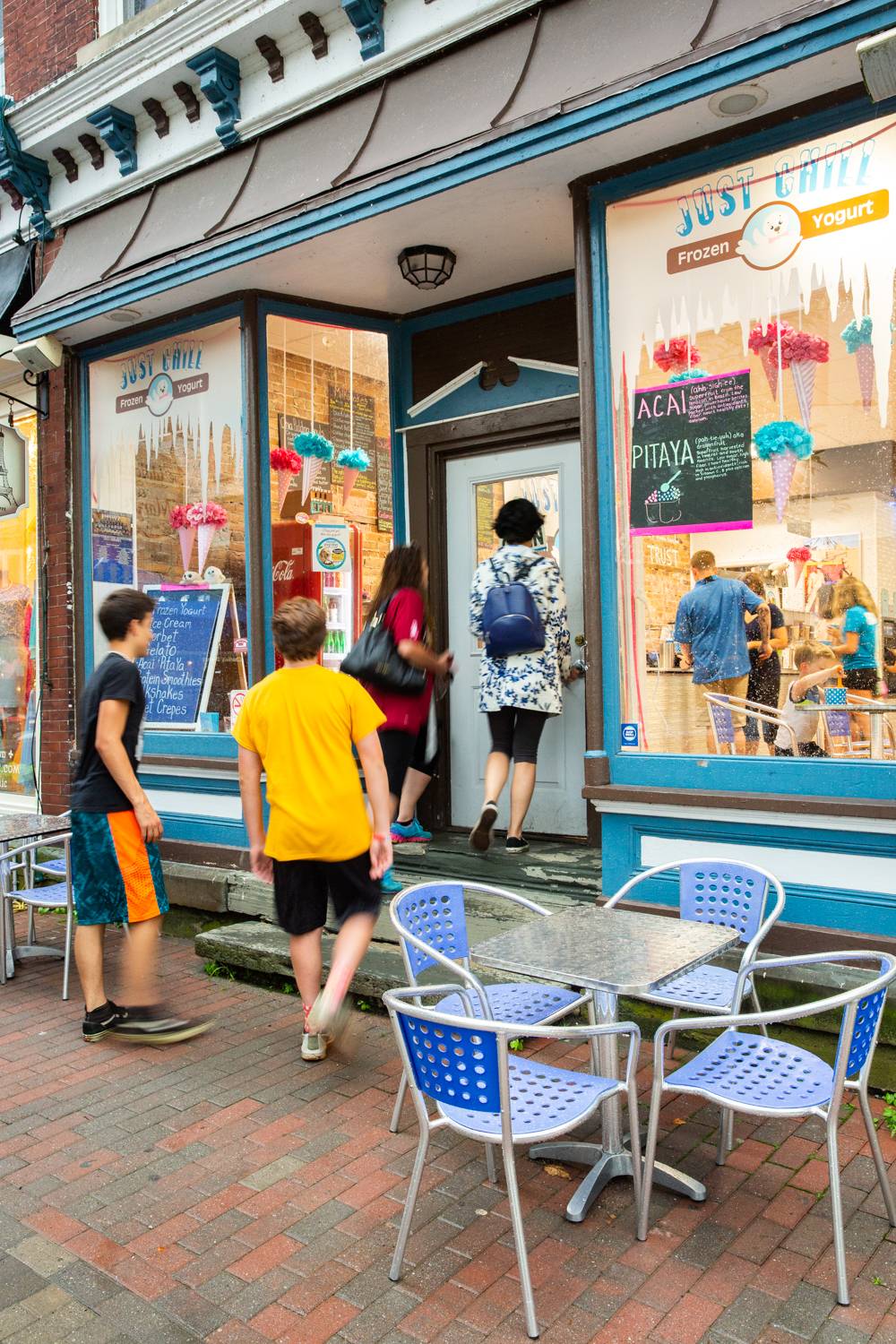 Just Chill Frozen Desserts & Creperie | restaurant | 47 Main St, Clinton, NJ 08809, USA | 9089633491 OR +1 908-963-3491