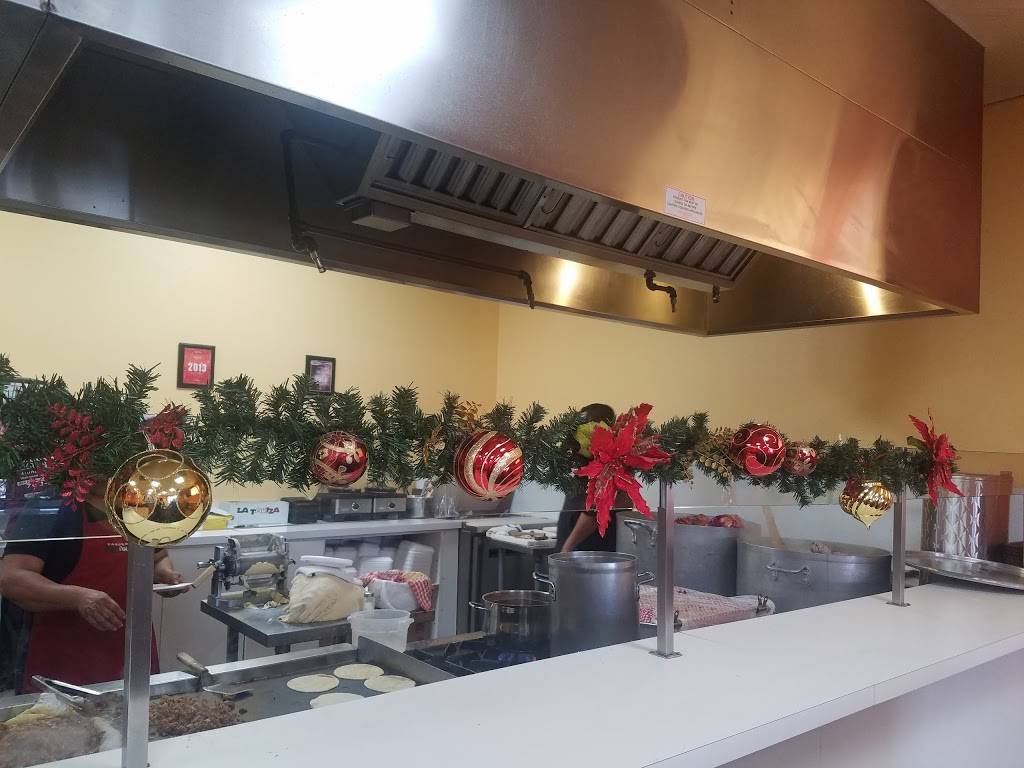 LA TAKIZA | restaurant | 1234 N Santa Fe Ave #119, Vista, CA 92083, USA | 7604141494 OR +1 760-414-1494