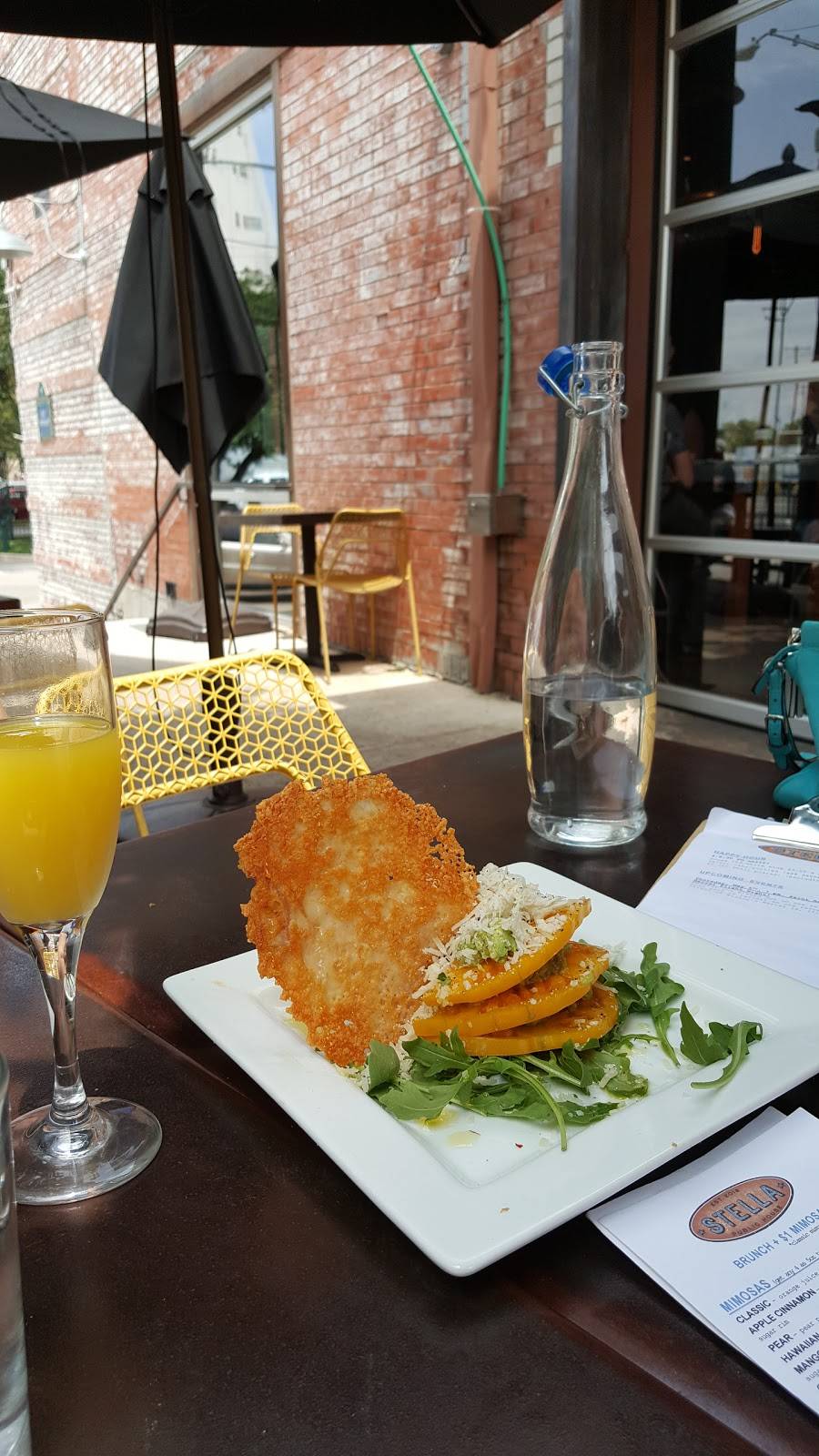 Stella Public House | restaurant | 1414 S Alamo St, San Antonio, TX 78210, USA | 2102777047 OR +1 210-277-7047
