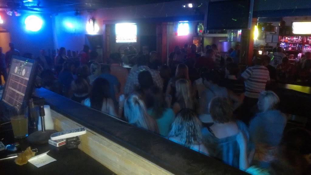 Jocks Sports Bar & Grill | restaurant | 3423 Breckenridge Ln, Louisville, KY 40220, USA | 5024911199 OR +1 502-491-1199