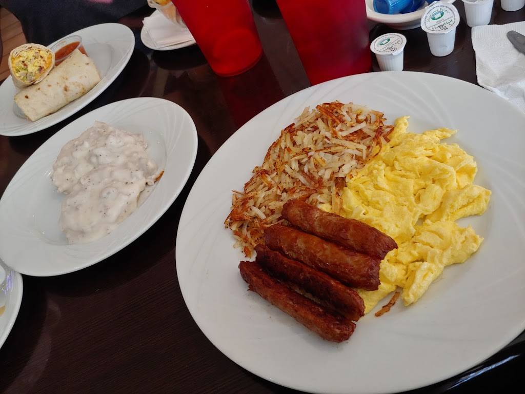 Chef Peters Bistro | restaurant | 17300 N Sun Village Pkwy, Surprise, AZ 85374, USA | 6233221011 OR +1 623-322-1011