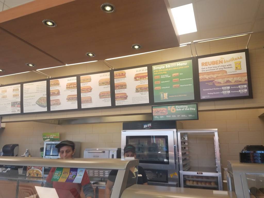 Subway Restaurants | restaurant | 243 W Northwest Hwy, Palatine, IL 60067, USA | 8474967859 OR +1 847-496-7859