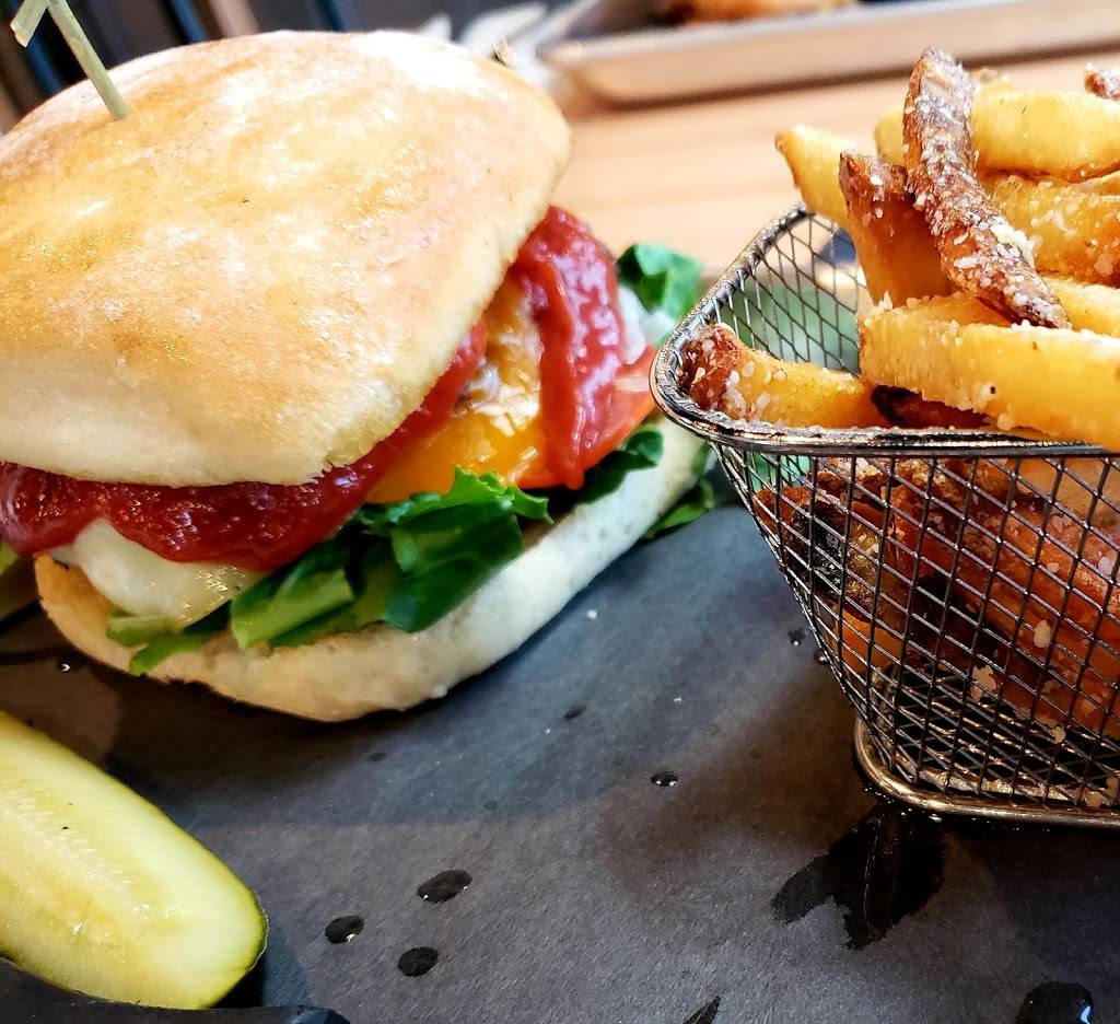 That COZY Restaurant | restaurant | 7700 N Wickham Rd #101, Melbourne, FL 32940, USA | 3214253197 OR +1 321-425-3197