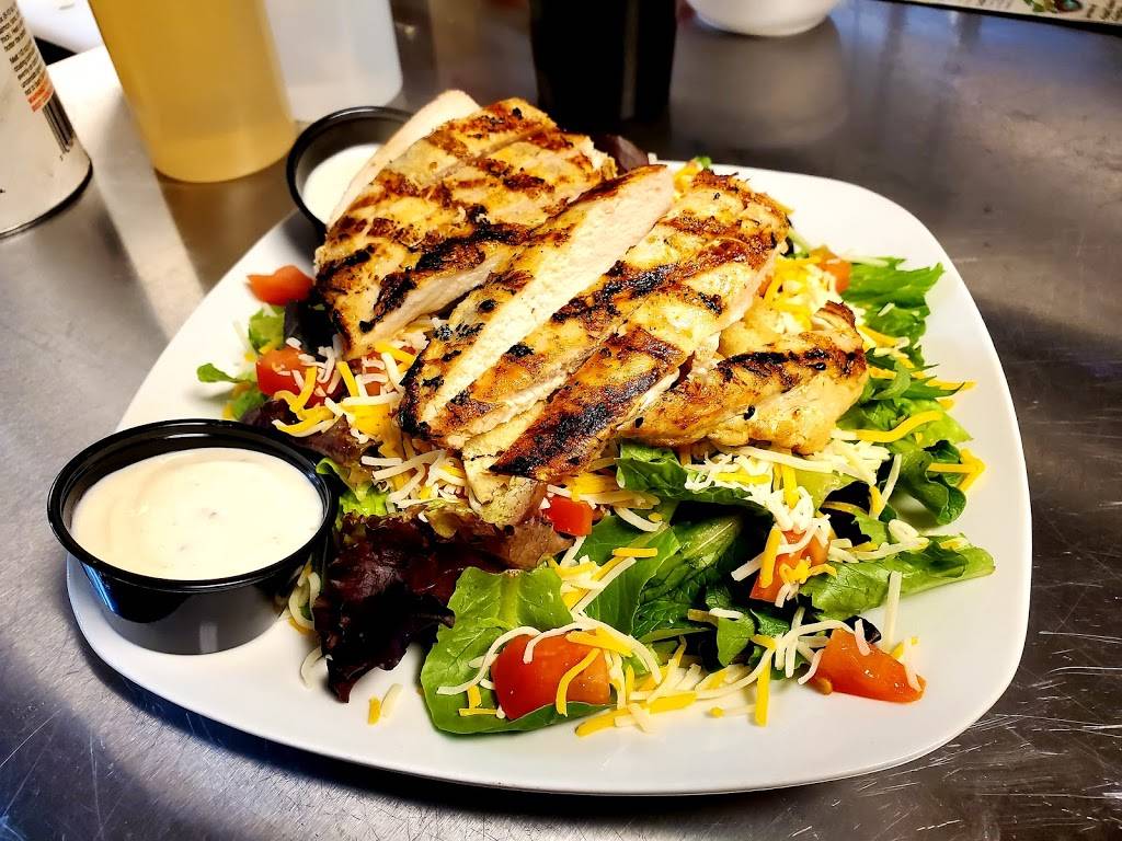 Tophers Place | restaurant | 630 E Washington St, Winchester, IN 47394, USA | 7655463203 OR +1 765-546-3203