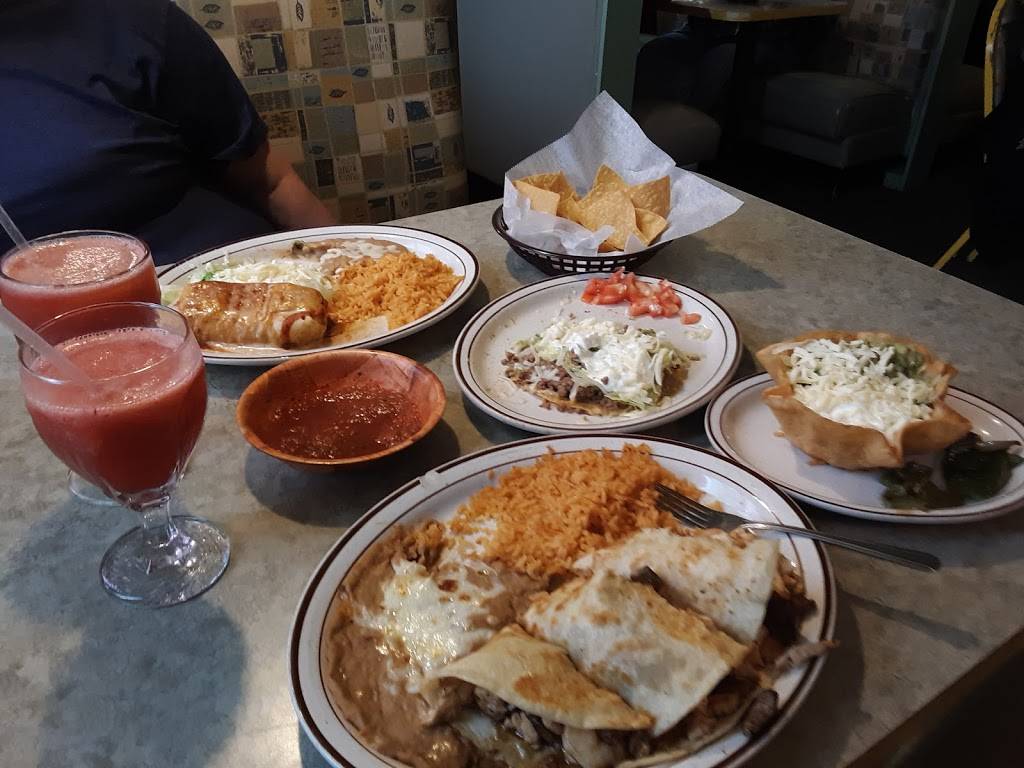 El Charrito | restaurant | 80 W Hanley Rd, Mansfield, OH 44903, USA | 4195227226 OR +1 419-522-7226