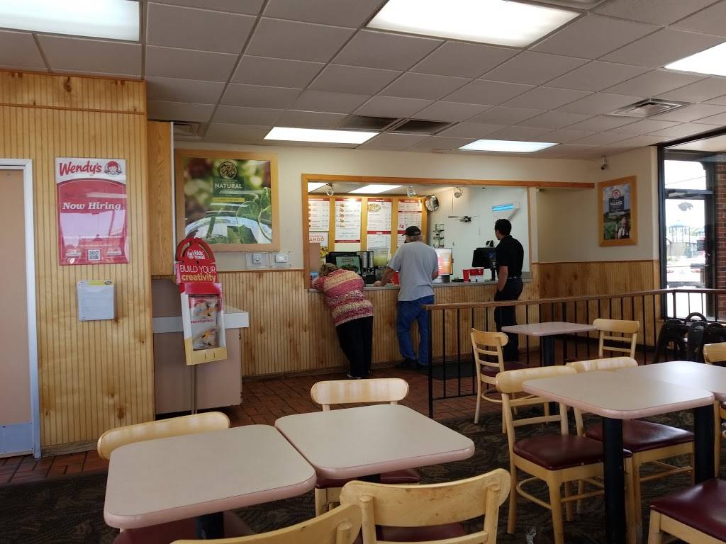 Wendys | restaurant | 701 S Maiden Ln, Joplin, MO 64801, USA | 4177821010 OR +1 417-782-1010