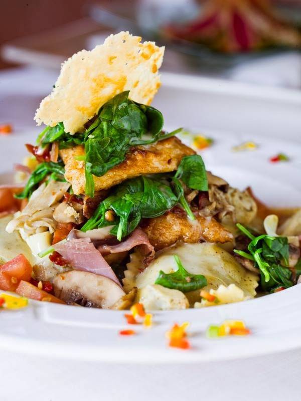 J.Baldwins Restaurant | restaurant | 16981 18 Mile Rd, Clinton Twp, MI 48038, USA | 5864163500 OR +1 586-416-3500