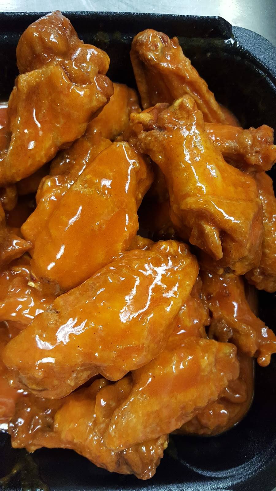 Doughboys Pizza & Wings | restaurant | 5402 Lake Rd, Sheffield Lake, OH 44054, USA | 4409498102 OR +1 440-949-8102