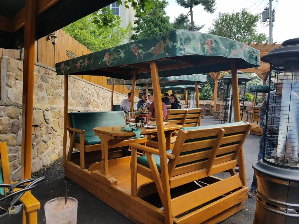 Great American Pub Phoenixville | restaurant | 148 Bridge St, Phoenixville, PA 19460, USA | 6109173333 OR +1 610-917-3333