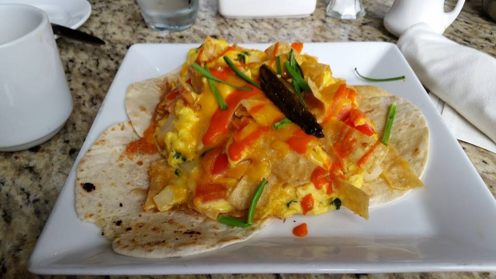 Knotty Deck & Bar | restaurant | 9721 Arboretum Blvd, Austin, TX 78759, USA | 5127956063 OR +1 512-795-6063