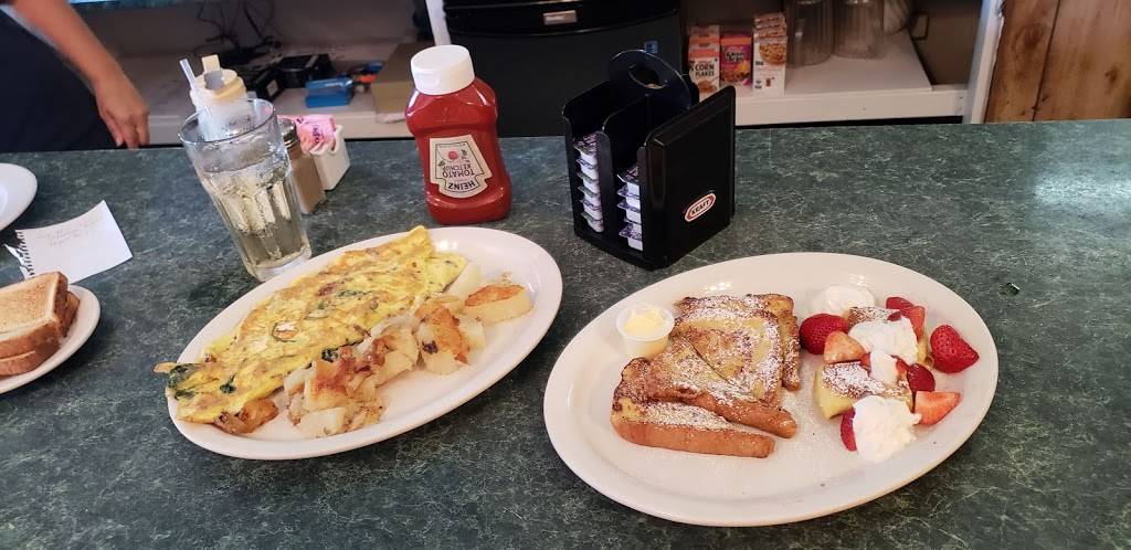 Towne & Country Cafe | restaurant | 501 Zion Rd, Egg Harbor Township, NJ 08234, USA | 6099260079 OR +1 609-926-0079