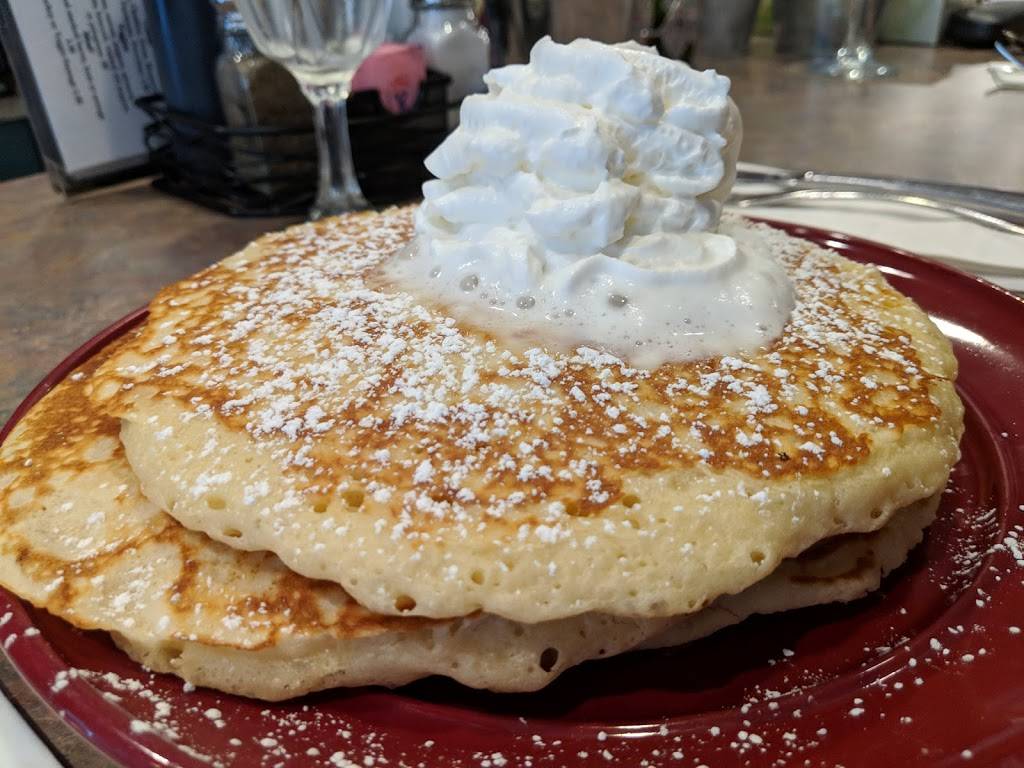 Grasshopper Cafe | cafe | 229 Bunker Hill St, Charlestown, MA 02129, USA | 6172420000 OR +1 617-242-0000