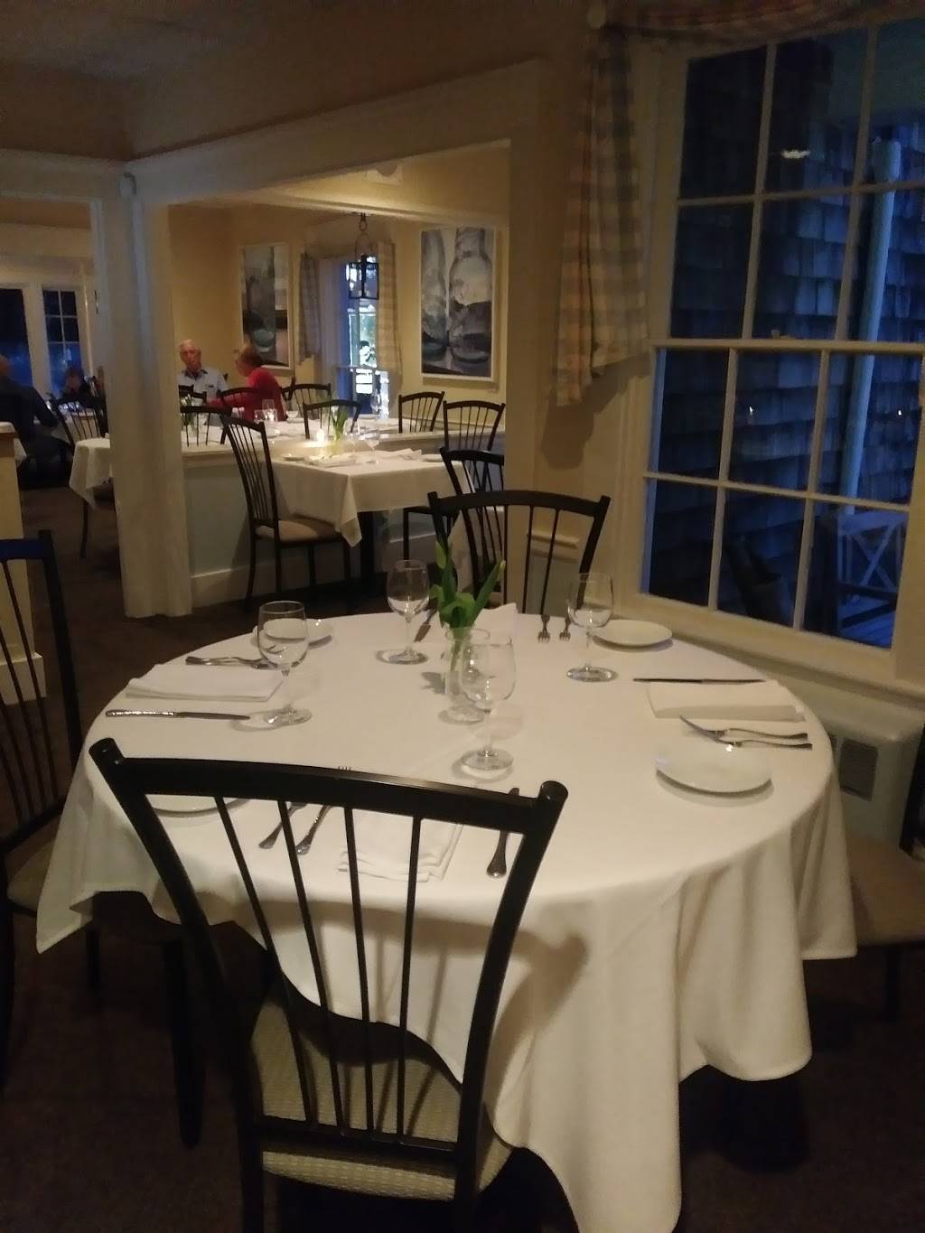 Cape Sea Grille | restaurant | 31 Sea St, Harwich Port, MA 02646, USA | 5084324745 OR +1 508-432-4745