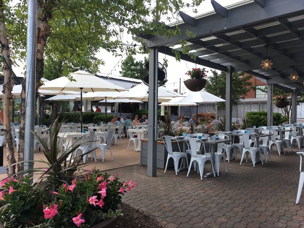 Raw Bar Baltimore | restaurant | 2809 Boston St, Baltimore, MD 21224, USA | 4437087961 OR +1 443-708-7961