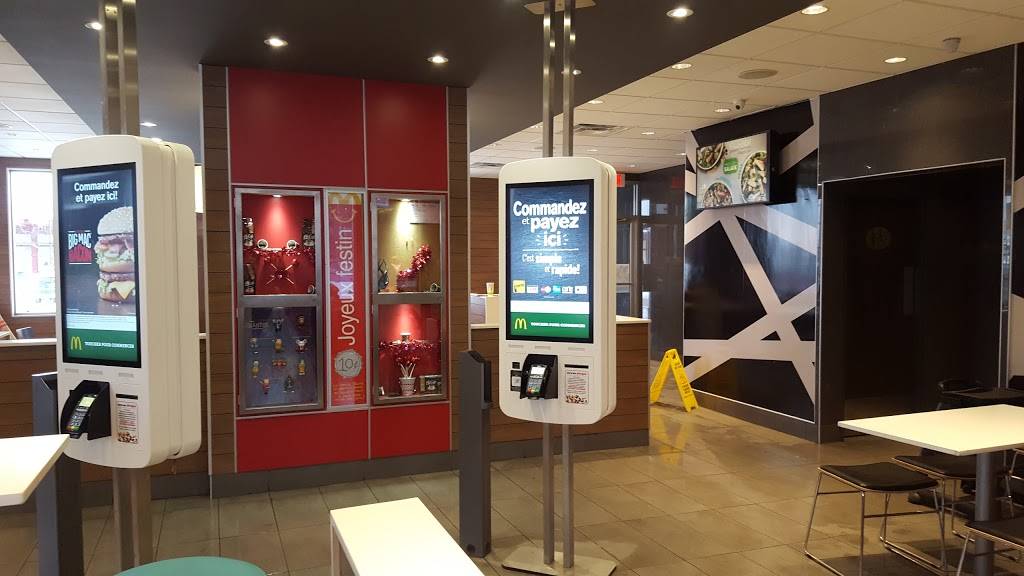 McDonalds | cafe | 105-A Avenue Guindon, Saint-Sauveur, QC J0R 1R6, Canada | 4502272331 OR +1 450-227-2331