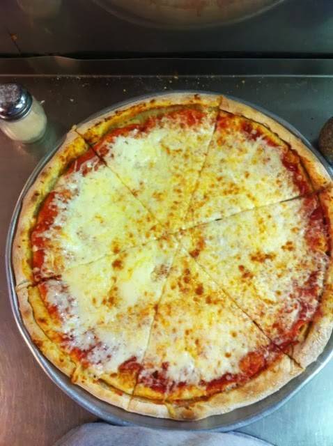 Westshore Pizza | restaurant | 2989 W Bay Dr, Belleair Bluffs, FL 33770, USA | 7275856974 OR +1 727-585-6974