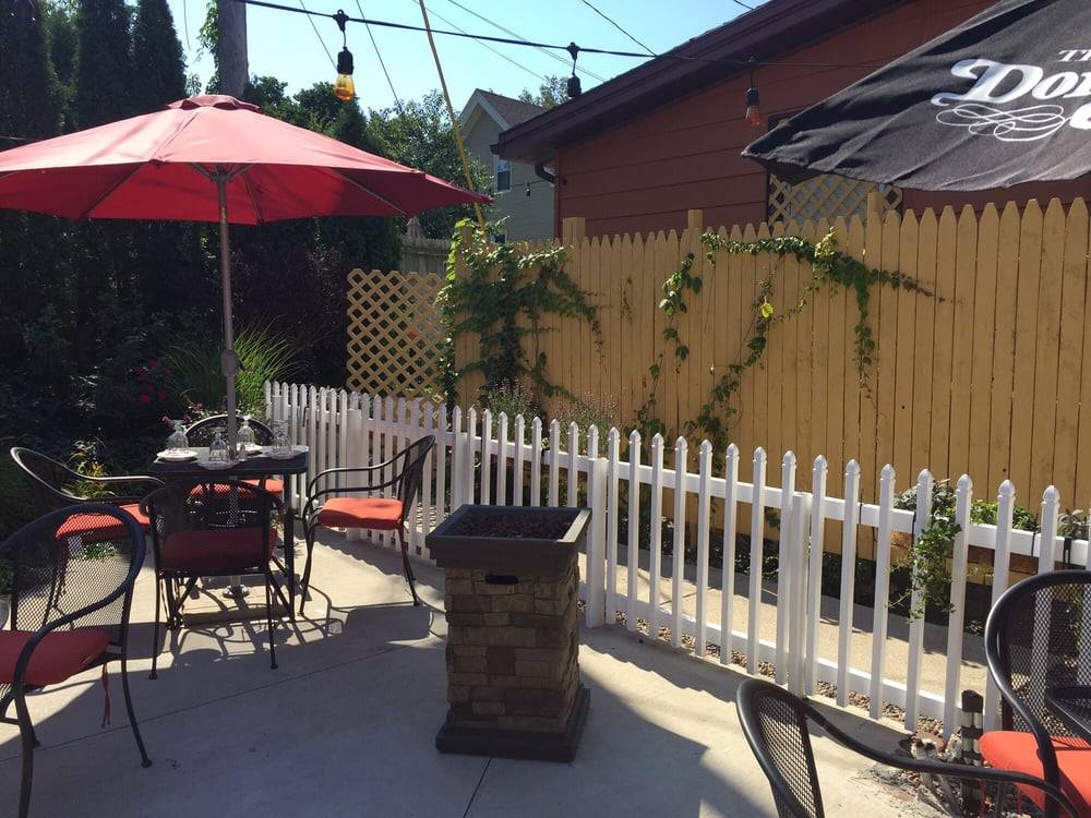 IL MITO Trattoria e Enoteca | restaurant | 6913 W North Ave, Wauwatosa, WI 53213, USA | 4144431414 OR +1 414-443-1414