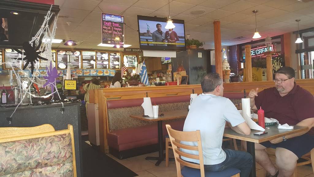 Johnny Ks Patios Gyros | restaurant | 17816 Torrence Ave, Lansing, IL 60438, USA | 7088951500 OR +1 708-895-1500