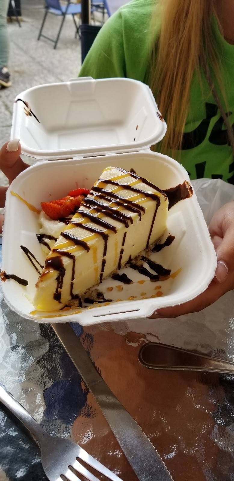 J. Maries Wood-Fired Kitchen and Drinks | restaurant | 7 W Auglaize St, Wapakoneta, OH 45895, USA | 4196742436 OR +1 419-674-2436